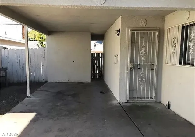 Photo 3 of Single family home for sale at 3258 Glenhurst Dr, Las Vegas, NV 89121 | MLS# 2771193 | Listing updated on 2026-04-08