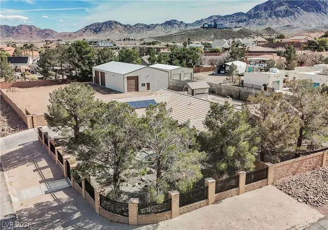Photo 3 of Single family home for sale at 601 Sandy Dr, Henderson, NV 89002 | MLS# 2771348 | Listing updated on 2026-08-26