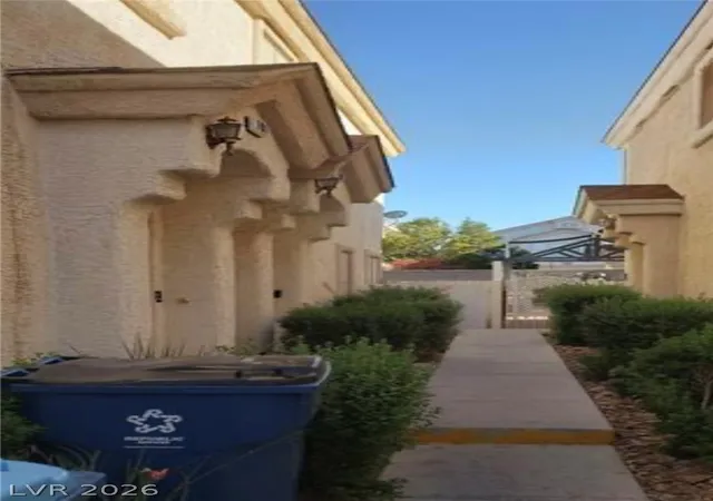Photo 2 of Townhouse for sale at 6425 Extreme Shear Ave #101, Henderson, NV 89011 | MLS# 2771570 | Listing updated on 2026-04-09