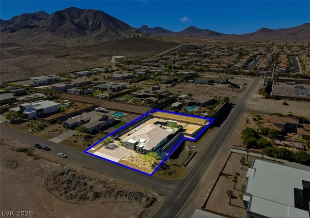 Photo 2 of Sale Pending at 1211 Lake Hts Ct, Henderson, NV 89002 | MLS# 2771637 | Listing updated on 2026-06-29