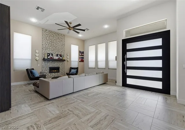 Photo 4 of Sale Pending at 1211 Lake Hts Ct, Henderson, NV 89002 | MLS# 2771637 | Listing updated on 2026-06-29