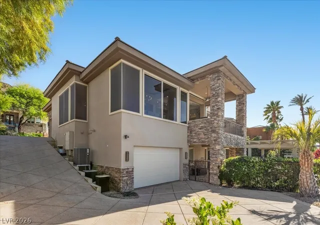 Photo 3 of Sale Pending at 1724 Tangiers Dr, Henderson, NV 89012 | MLS# 2771362 | Listing updated on 2026-07-07