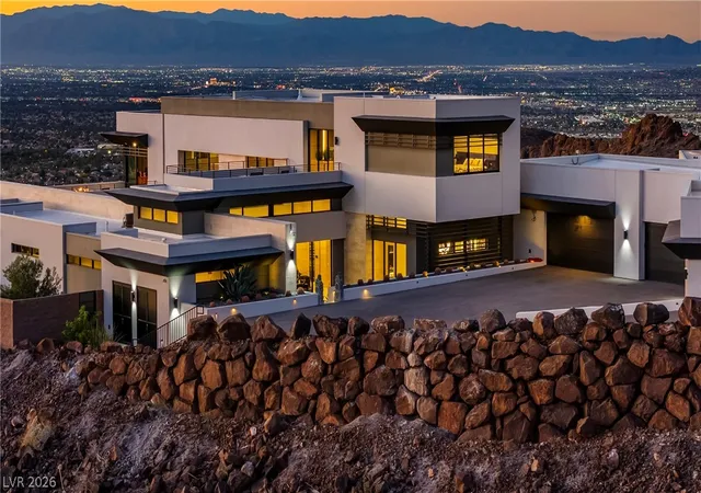 Photo 1 of Mansion for sale at 1550 Dragon Crst Ave, Henderson, NV 89012 | MLS# 2771638 | Listing updated on 2026-07-21