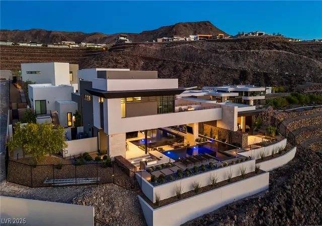 Photo 2 of Mansion for sale at 1550 Dragon Crst Ave, Henderson, NV 89012 | MLS# 2771638 | Listing updated on 2026-07-21