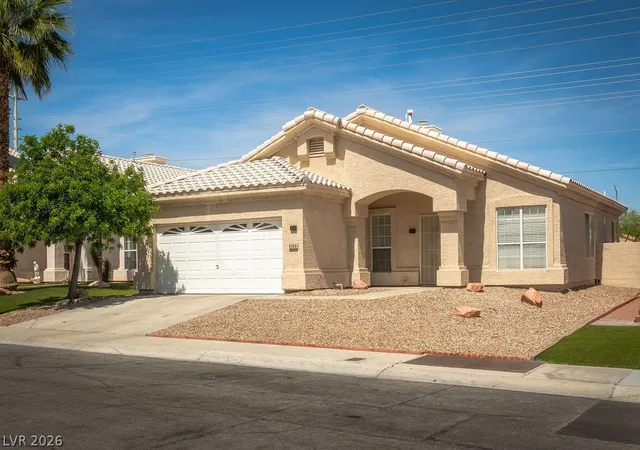 Homes for sale in Las Vegas, NV | 8008 Villa Finestra Dr, Las Vegas, NV 89128 | MLS# 2763157
