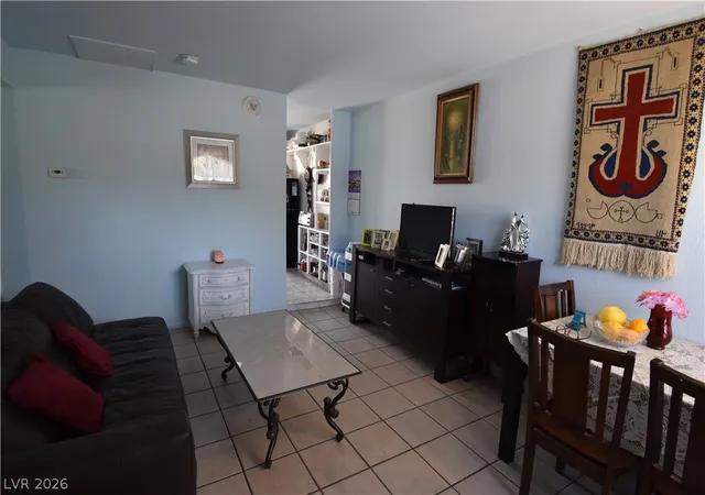 2nd image of 3908 Palos Verdes St, Las Vegas, NV 89119 | MLS# 2771007