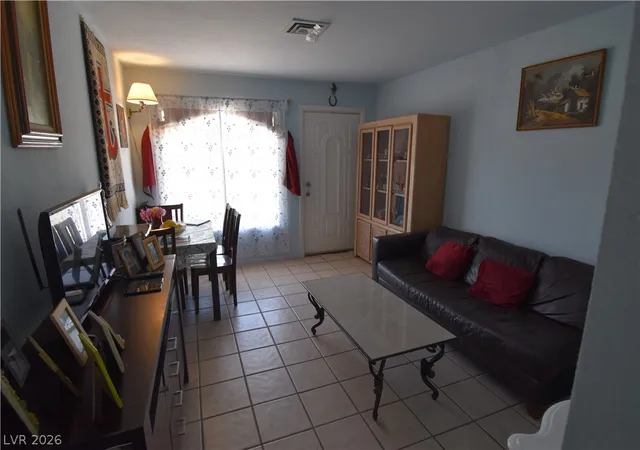 3rd image of 3908 Palos Verdes St, Las Vegas, NV 89119 | MLS# 2771007