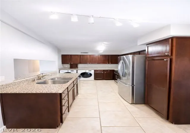 5th image of 2838 Loveland Dr #1608, Las Vegas, NV 89109 | MLS# 2770691