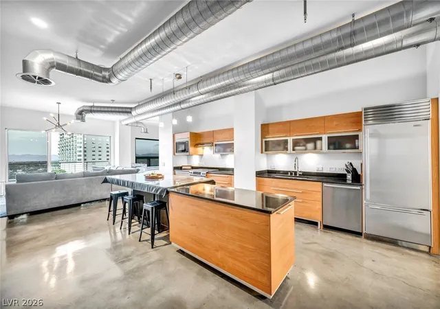 Photo 3 of Condo for sale at 200 Hoover Ave #807, Las Vegas, NV 89101 | MLS# 2767093 | Listing updated on 2026-08-25
