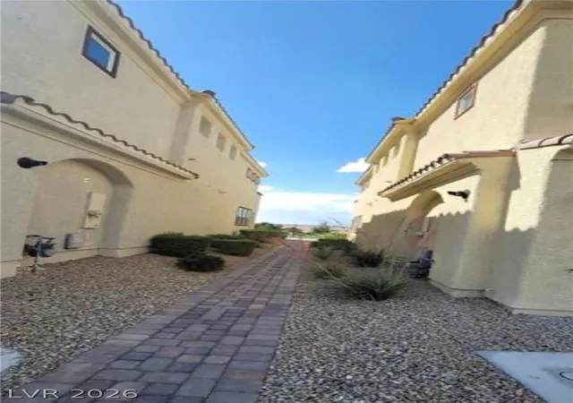 Photo 3 of Townhouse for sale at 1025 Via Prato Ln, Henderson, NV 89011 | MLS# 2772037 | Listing updated on 2026-04-10