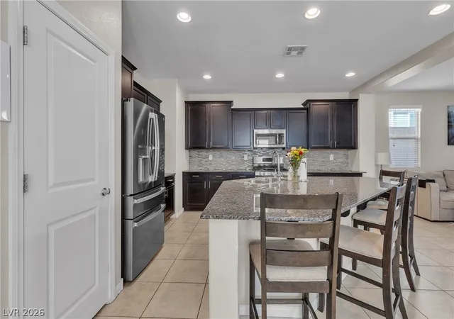 Photo 4 of Sale Pending at 9950 Coyote Echo Ct, Las Vegas, NV 89166 | MLS# 2772219 | Listing updated on 2026-08-27
