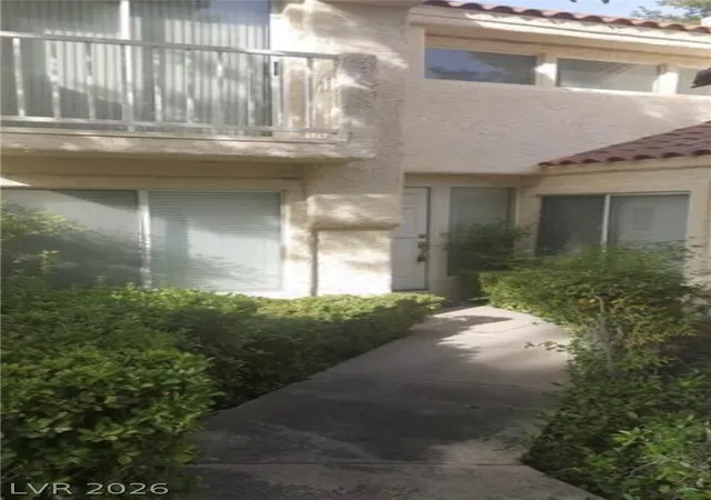 Photo 3 of Townhouse for sale at 6974 Emerald Springs Ln, Las Vegas, NV 89113 | MLS# 2772224 | Listing updated on 2026-04-11