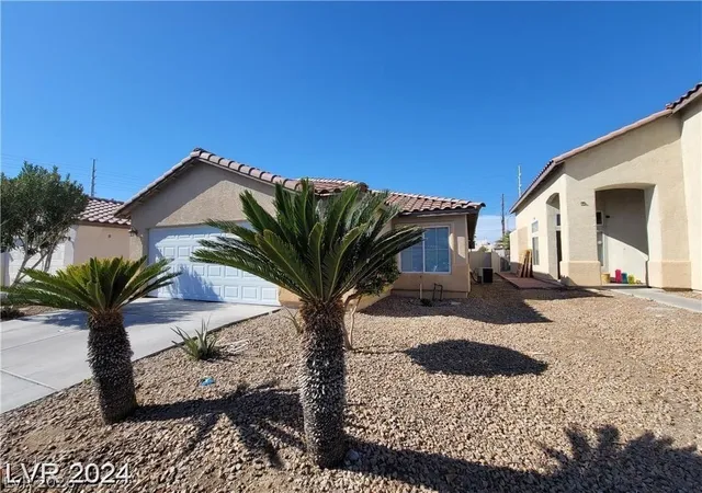 Photo 2 of Single family home for sale at 2711 Morning Break Ct, Las Vegas, NV 89142 | MLS# 2772250 | Listing updated on 2026-04-11