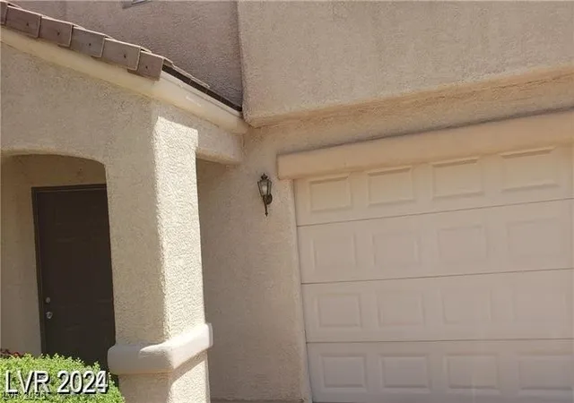 Photo 3 of Single family home for sale at 10282 Keystone Pastures St, Las Vegas, NV 89183 | MLS# 2772267 | Listing updated on 2026-04-11