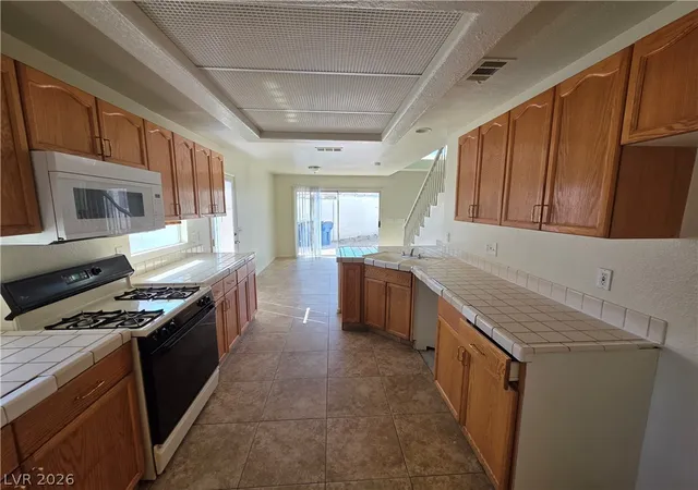 Photo 2 of Single family home for sale at 8829 Cornwall Glen Ave, Las Vegas, NV 89129 | MLS# 2772284 | Listing updated on 2026-10-30