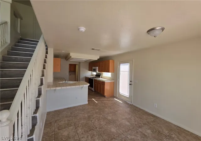 Photo 4 of Single family home for sale at 8829 Cornwall Glen Ave, Las Vegas, NV 89129 | MLS# 2772284 | Listing updated on 2026-10-30