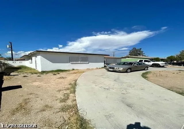 Photo 3 of Single family home for sale at 1932 Lawry Ave, North Las Vegas, NV 89032 | MLS# 2772329 | Listing updated on 2026-04-11