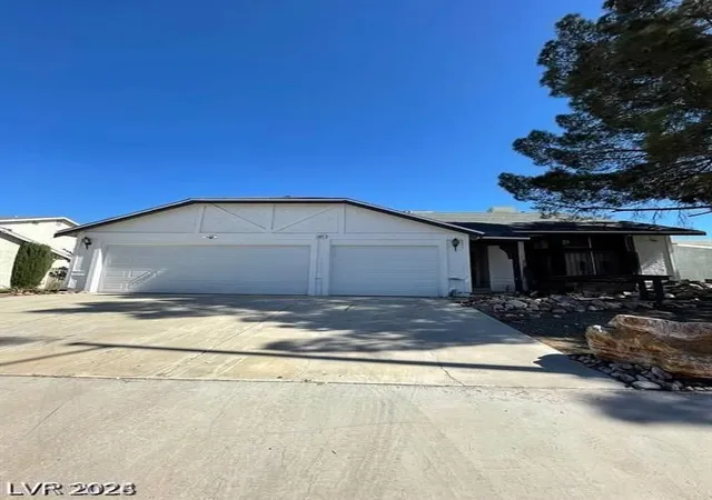Photo 1 of Single family home for sale at 321 Bent Crk Dr, Las Vegas, NV 89107 | MLS# 2772407 | Listing updated on 2026-04-29