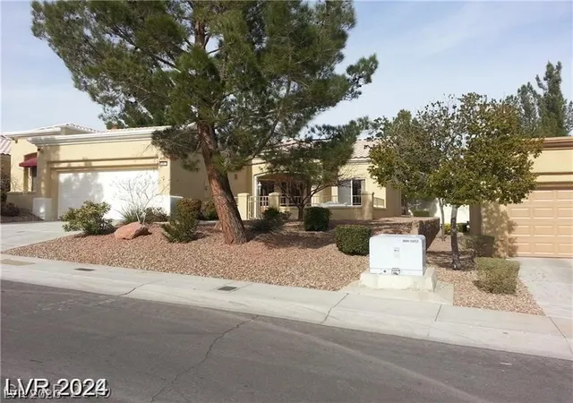 2nd image of 10404 Frostburg Ln, Las Vegas, NV 89134 | MLS# 2772409