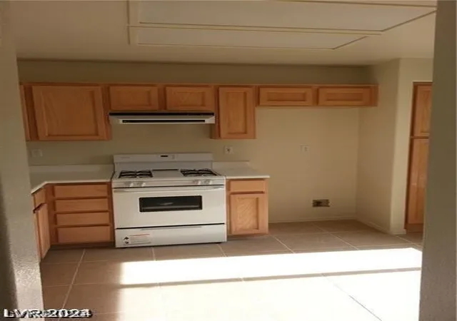 4th image of 10404 Frostburg Ln, Las Vegas, NV 89134 | MLS# 2772409