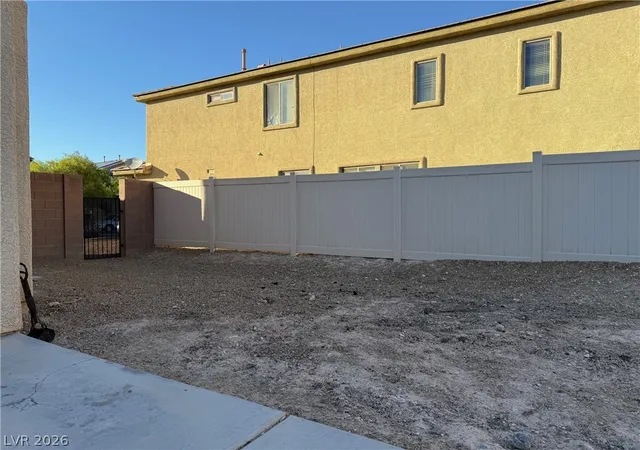 Photo 18 of Single family home for sale at 4004 Daydream Bnd St, North Las Vegas, NV 89032 | MLS# 2772435 | Listing updated on 2026-04-28