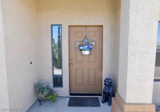 Photo 3 of Single family home for sale at 1293 Country Clb Dr, Laughlin, NV 89029 | MLS# 2772488 | Listing updated on 2026-08-29