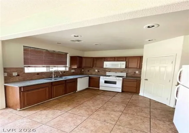 Photo 3 of Single family home for sale at 5445 Indian Cedar Dr, Las Vegas, NV 89135 | MLS# 2773359 | Listing updated on 2026-06-25