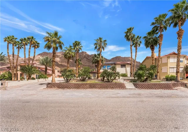 1st image of 542 Radwick Dr, Las Vegas, NV 89110 | MLS# 2773142