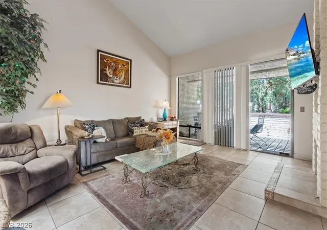Photo 2 of Sale Pending at 3078 Conquista Ct, Las Vegas, NV 89121 | MLS# 2773159 | Listing updated on 2026-07-31