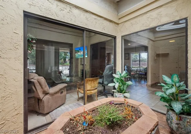 Photo 3 of Sale Pending at 3078 Conquista Ct, Las Vegas, NV 89121 | MLS# 2773159 | Listing updated on 2026-07-31