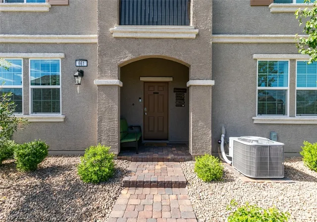 1st image of 661 Bellus Pl, Henderson, NV 89015 | MLS# 2774095