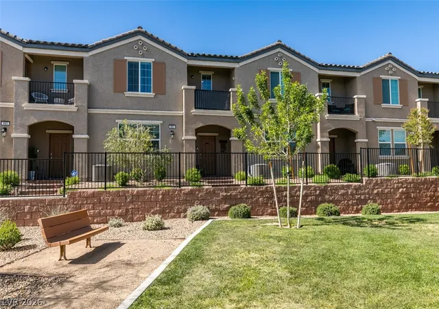 Photo 3 of Townhouse for sale at 661 Bellus Pl, Henderson, NV 89015 | MLS# 2774095 | Listing updated on 2026-04-17