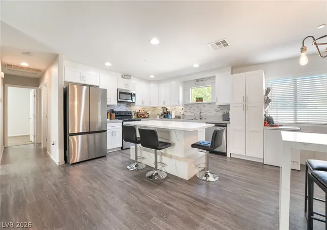 Photo 2 of Single family home for sale at 878 W Lake Mead Blvd, Las Vegas, NV 89106 | MLS# 2773174 | Listing updated on 2026-08-02