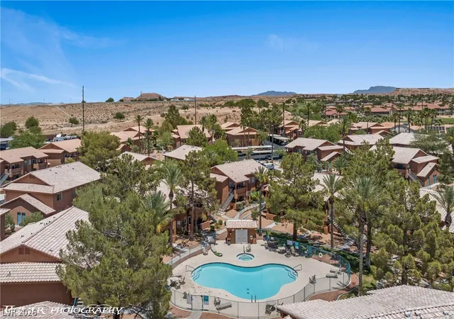 2nd image of 957 Mesquite Springs Dr, Mesquite, NV 89027