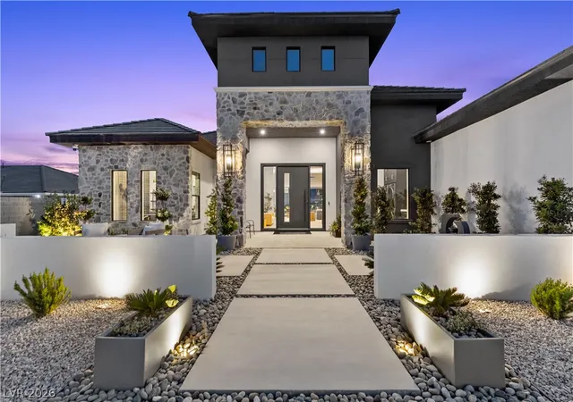 5th image of 641 Patti Ann Woods Dr, Henderson, NV 89002 | MLS# 2773958
