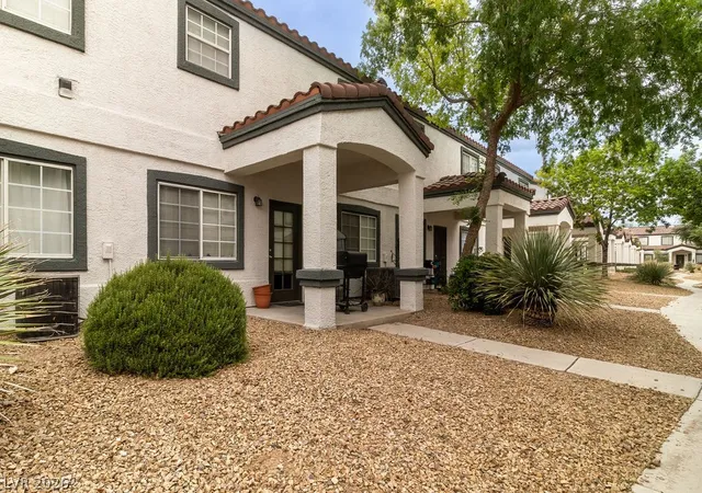 3rd image of 5330 E Charleston Blvd #99, Las Vegas, NV 89142 | MLS# 2774777