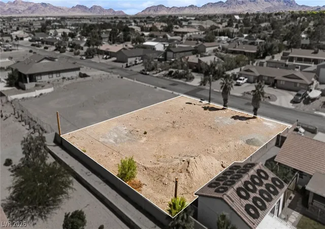 Photo 2 of Land for sale at 320 E Kimberly Dr, Henderson, NV 89015 | MLS# 2774715 | Listing updated on 2026-07-02