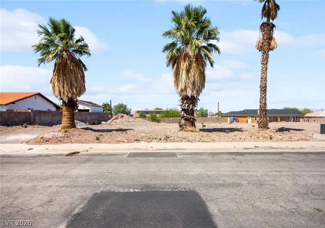 Photo 4 of Land for sale at 320 E Kimberly Dr, Henderson, NV 89015 | MLS# 2774715 | Listing updated on 2026-07-02