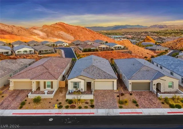 Homes for sale in Henderson, NV | 80 Tatahatso Point St, Henderson, NV 89011 | MLS# 2774820
