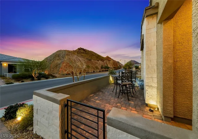 Homes for sale in Henderson, NV | 80 Tatahatso Point St, Henderson, NV 89011 | MLS# 2774820