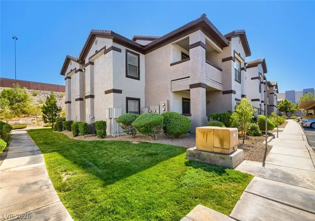 2nd image of 45 Maleena Mesa St, Henderson, NV 89074
