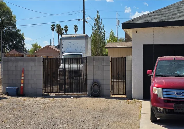 Photo 3 of Single family home for sale at 6437 E Bonanza Rd, Las Vegas, NV 89110 | MLS# 2774943 | Listing updated on 2026-09-01