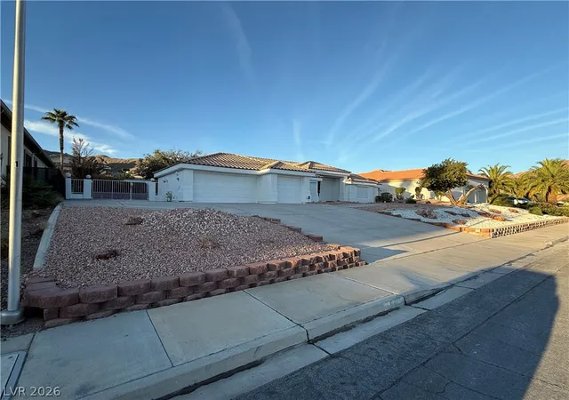 Photo 1 of Single family home for sale at 841 Lime Rock Rd, Boulder City, NV 89005 | MLS# 2775415 | Listing updated on 2026-09-26