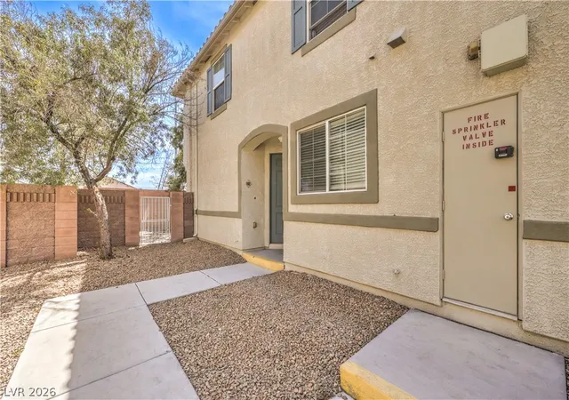 Listing Photo 3 - Condo for sale in building located at 4330 Westbury Sq St, North Las Vegas, NV 89032 - Unit #2