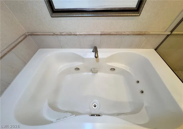 4th image of 135 E Harmon Ave #06716, Las Vegas, NV 89109 | MLS# 2774962