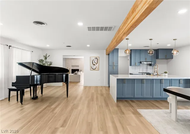 4th image of 2106 W Oakey Blvd, Las Vegas, NV 89102 | MLS# 2775535