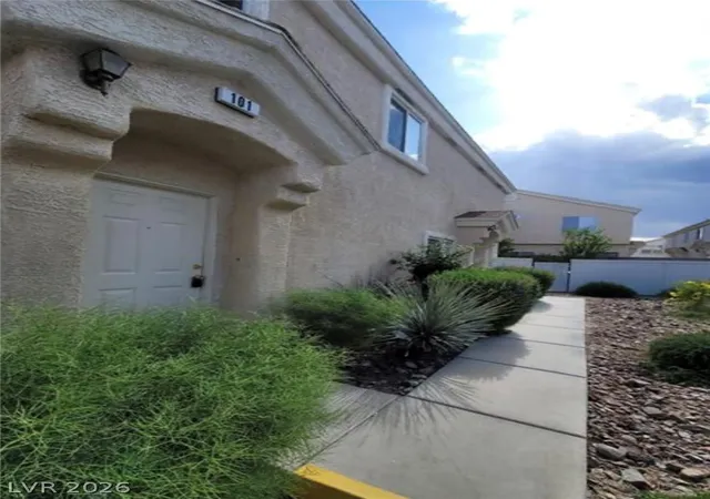 Photo 4 of Townhouse for sale at 5969 High Steed St #101, Henderson, NV 89011 | MLS# 2775929 | Listing updated on 2026-04-24