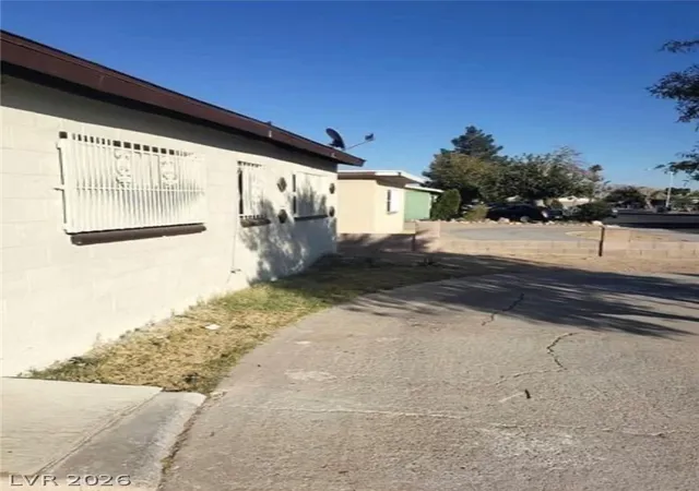 Photo 2 of Single family home for sale at 1936 Lawry Ave, North Las Vegas, NV 89032 | MLS# 2775928 | Listing updated on 2026-04-24