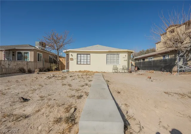 Listing Photo 5 - Condo for sale in building located at 203 N 13th St, Las Vegas, NV 89101