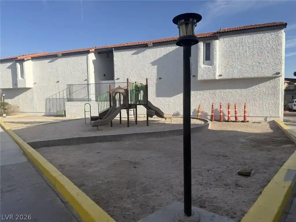 Listing Photo 36 - Condo for sale in 1455 E Katie Ave located at 1455 E Katie Ave, Las Vegas, NV 89119 - Unit #L23